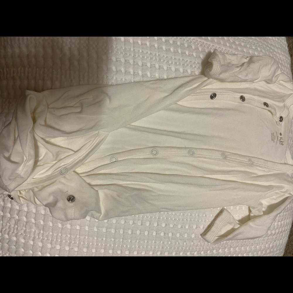 Kyte baby white gown.